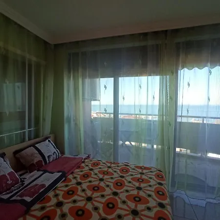с видом на море Lazur Apartment Sveti Vlas